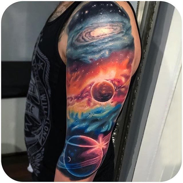 绚丽的彩绘几何抽象线条宇宙星空元素星球纹身图案