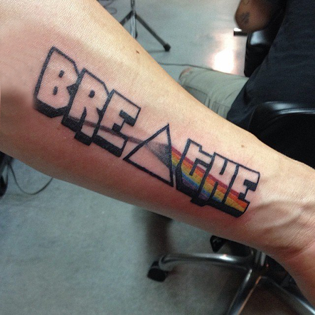 创意十足的黑色几何简单抽象线条英文纹身图案