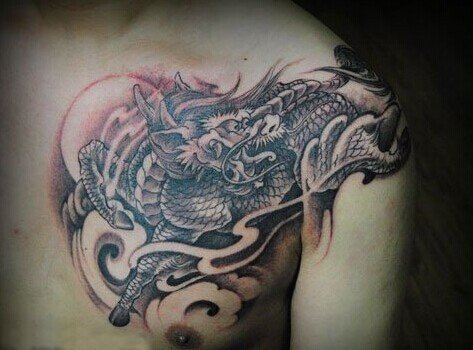 10款男性霸气半甲纹身图案