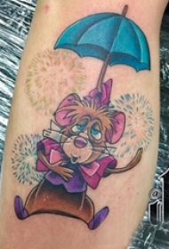 男生手臂上彩绘水彩素描创意可爱卡通小老鼠纹身图片