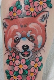 女生手臂上彩绘水彩素描文艺可爱小狐狸纹身图片