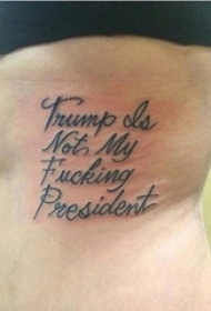 女生侧腰上黑色抽象线条有意义的英文短句纹身图片