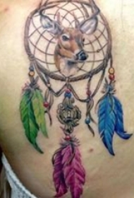 女生背部彩绘水彩素描创意文艺捕梦网纹身图片