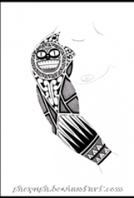 个性的黑色几何线条创意手臂纹身手稿