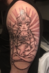 男生手臂上黑灰素描点刺技巧创意纹身图片