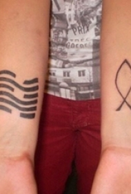 多款手臂上的黑色线条素描文艺小清新唯美精致纹身图案