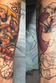 男生手臂上彩绘水彩素描创意文艺卡通纹身图片