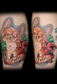 女生小腿上彩绘渐变简单线条叶子和小动物狗纹身图片