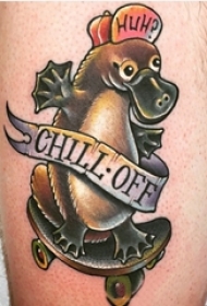 男生大腿上彩绘水彩素描创意可爱卡通鸭子纹身图片