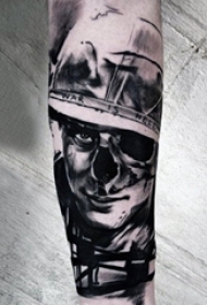 多款黑灰素描点刺技巧创意经典霸气战争元素纹身图案
