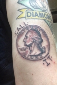 男生手臂上黑色点刺几何简单线条货币纹身图片