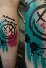 表情符号纹身 男生小腿上表情符号纹身图片