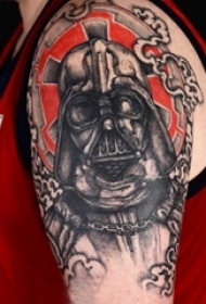 武士纹身 男生大臂上彩色的武士纹身图片