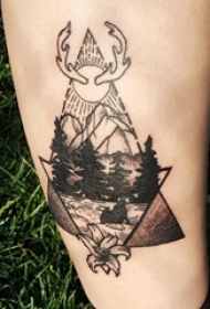 山水纹身图案 男生小腿上简单线条纹身山水纹身图案