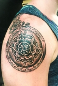 双大臂纹身 男生手臂上黑色的曼陀罗纹身图片