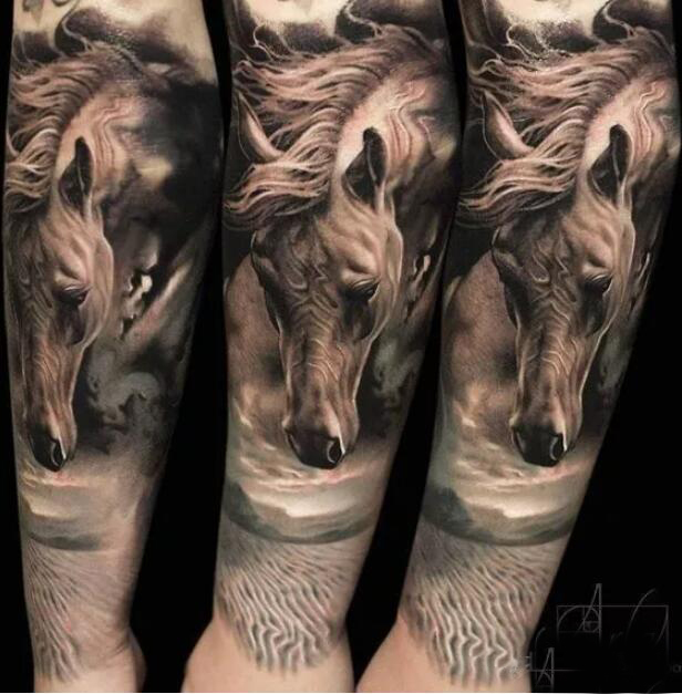 多款设计感十足的动物马纹身图案