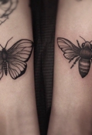 小动物纹身 女生手臂上小动物纹身图片