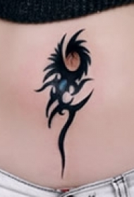 炫酷图腾腹部纹身