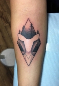 几何纹身 女生手臂上几何纹身树纹身图片