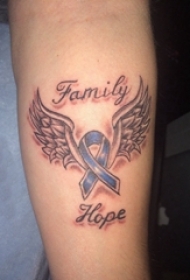 天使翅膀纹身图案 男生手臂上天使翅膀纹身图案