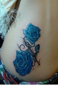 艺术花儿靓丽纹身