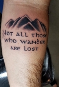 小山峰纹身 男生手臂上花体英文纹身山水图片