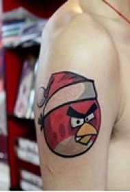 可爱动画手臂彩绘纹身