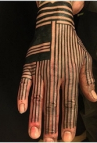 简单线条纹身 多款简单线条纹身几何经典纹身图案