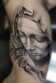 女性人物纹身图案 男生大臂纹身女性人物纹身图案
