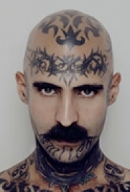 经典环脸花腾纹身