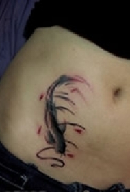 个性物语腹部纹身