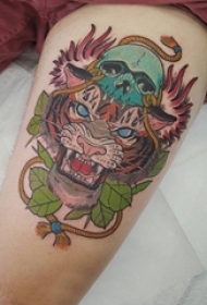 老虎图腾纹身 男生大腿上老虎图腾纹身图案