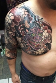 纹身半甲图片 男生胸部上般若面具纹身半甲图片