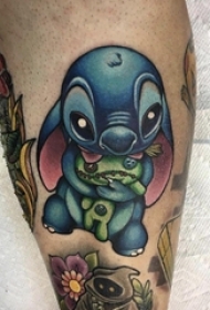 纹身卡通 男生小腿上彩绘的卡通人物纹身图片