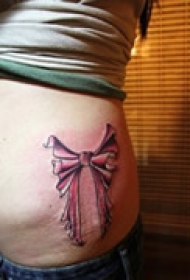 清新性感蝴蝶结纹身