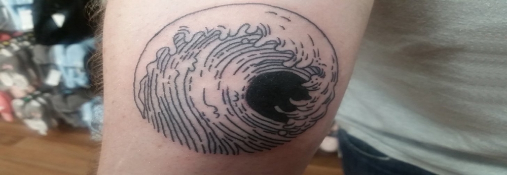 纹身浪花 男生手臂上浪花纹身图片