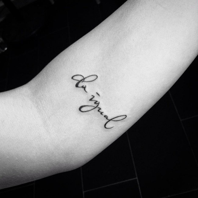 花体英文纹身 多款极简线条纹身花体英文纹身图案