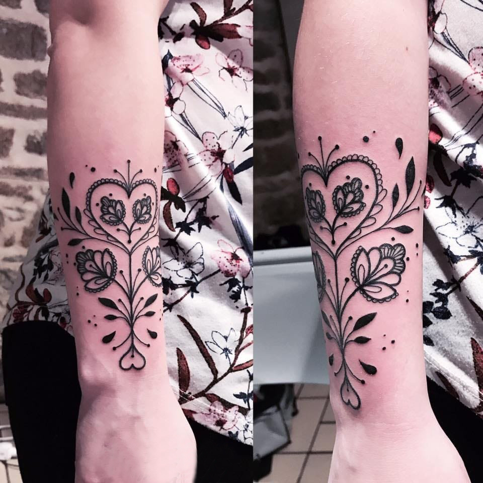 花纹纹身图案 多款小清新文艺纹身黑色花纹纹身图案
