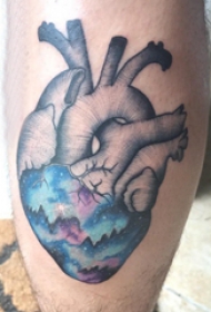 小腿对称纹身 男生小腿上星空和心脏纹身图片