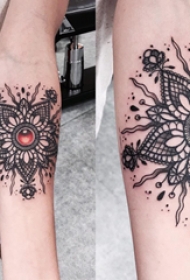 花纹纹身图案 多款小清新文艺纹身黑色花纹纹身图案