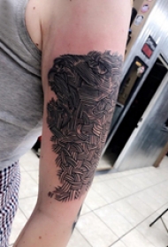 几何动物纹身 女生手臂上几何动物纹身图片