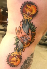 纹身腿部 男生小腿上手和蜡烛纹身图片