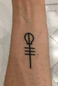 纹身几何 男生手臂上几何小清新纹身图案