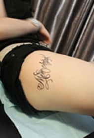哥特英文腿部纹身