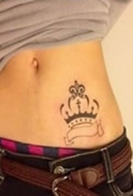 清新可爱腰部纹身