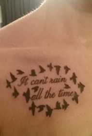 英文短句纹身 男生锁骨下英文短句纹身鸟图片