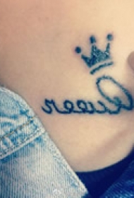 清新小巧胸部纹身