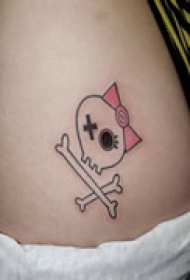 可爱小巧臀部纹身