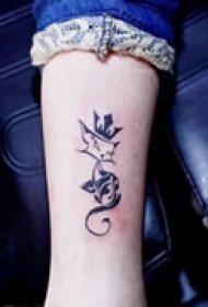 优雅小猫腿部纹身缩略频道推荐图