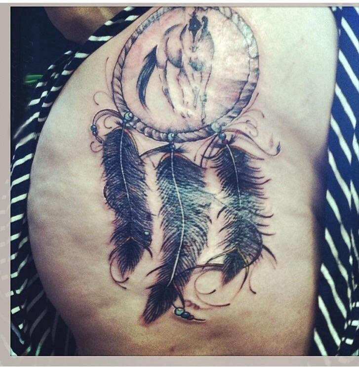 捕梦网纹身图 男生背部捕梦网纹身图片